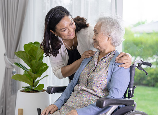 If elderly people over 80 years old apply for foreign caregivers to take care of them without having to prescribe a Papanicolaou test, will this really result in there being no one to take care of cri